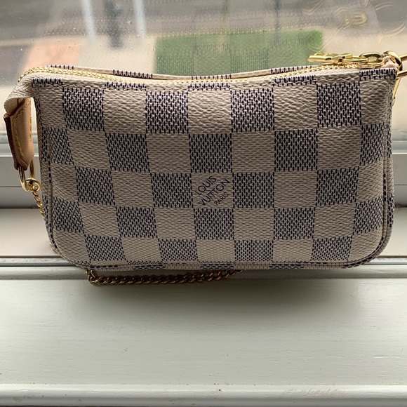 Louis Vuitton Mini Pochette Damier Azur - Brand New with box - Picture 9 of 9